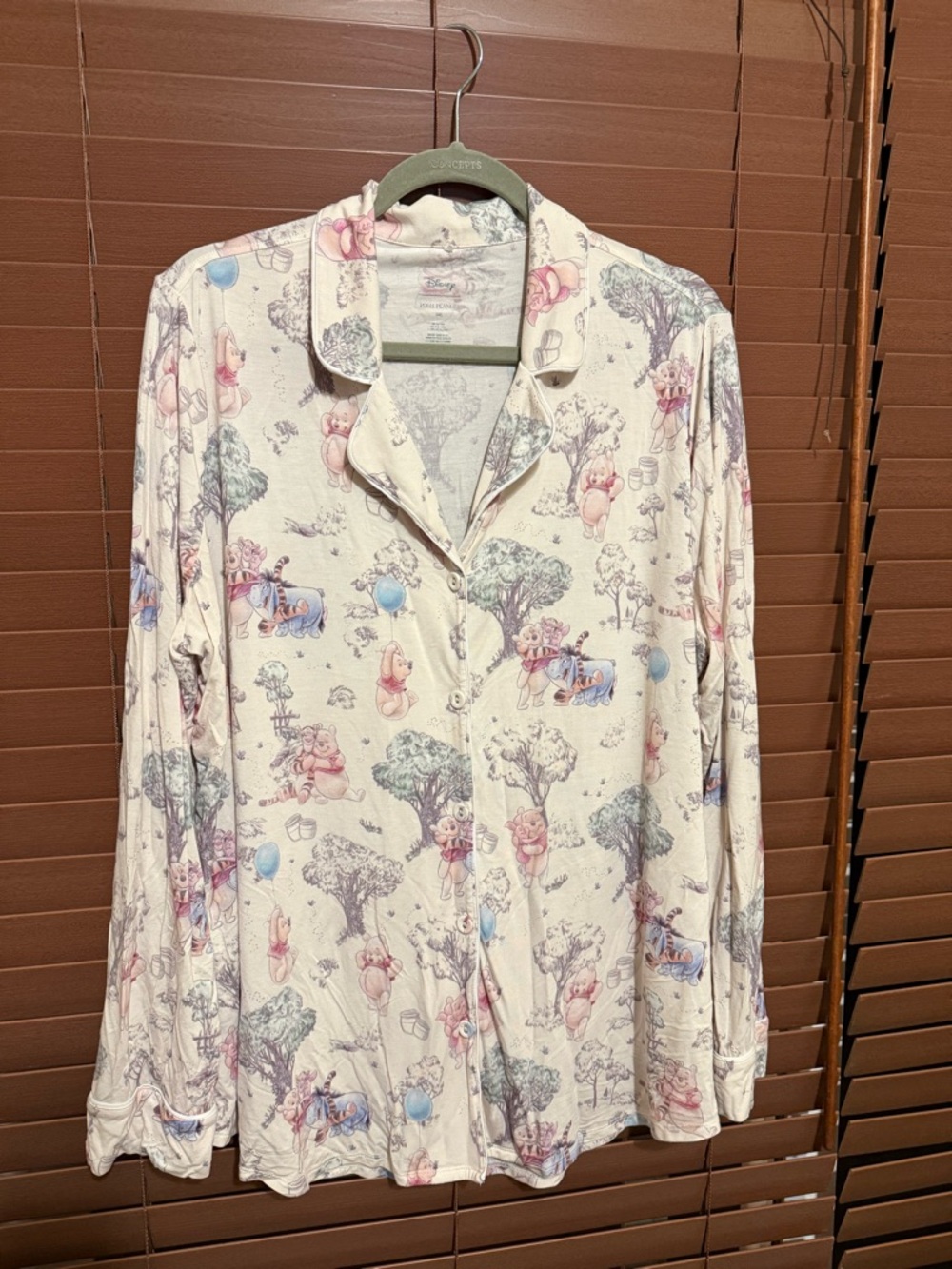 Posh Peanut Disney Winnie the Pooh Pajama Set in 3XL - Picture 2 of 5